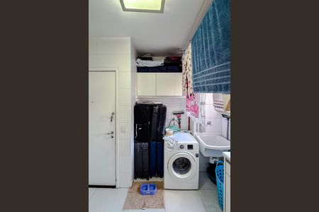 Apartamento à venda com 105m², 2 quartos e 2 vagas Apartamento à venda com 105m², 2 quartos e 2 vagasÁrea de Serviço