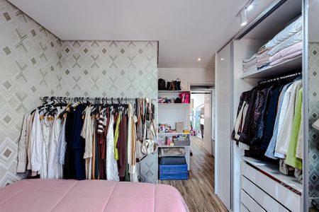 Apartamento à venda com 105m², 2 quartos e 2 vagas Apartamento à venda com 105m², 2 quartos e 2 vagasQuarto 1 - Suíte