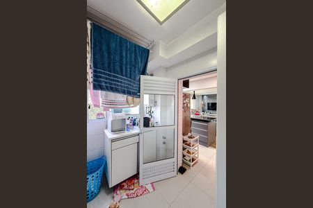 Apartamento à venda com 105m², 2 quartos e 2 vagas Apartamento à venda com 105m², 2 quartos e 2 vagasÁrea de Serviço