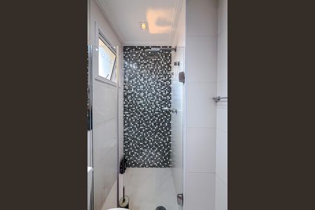 Apartamento à venda com 105m², 2 quartos e 2 vagas Apartamento à venda com 105m², 2 quartos e 2 vagasBanheiro da Suíte 1
