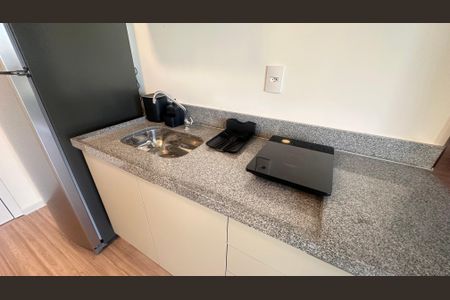 Kitnet/Studio para alugar com 1 quarto, 24m² em Vila Cordeiro, São Paulo