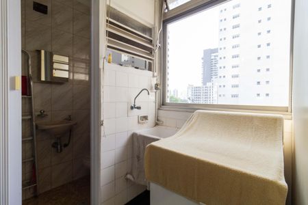 Apartamento à venda com 59m², 1 quarto e 1 vaga Apartamento à venda com 59m², 1 quarto e 1 vagaÁrea de Serviço