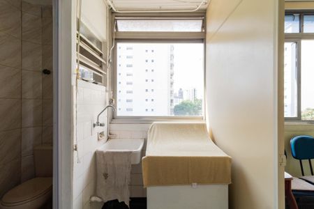 Apartamento à venda com 59m², 1 quarto e 1 vaga Apartamento à venda com 59m², 1 quarto e 1 vagaÁrea de Serviço