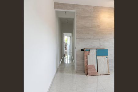 Casa à venda com 150m², 5 quartos e 2 vagas Casa à venda com 150m², 5 quartos e 2 vagasSala/Cozinha