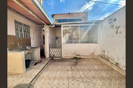 Casa à venda com 3 quartos, 420m² em Santa Cruz, Belo Horizonte