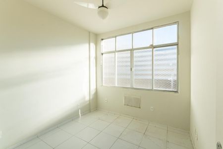 Apartamento para alugar com 70m², 1 quarto e sem vagaQuarto