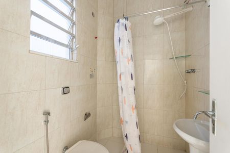 Banheiro de apartamento para alugar com 1 quarto, 70m² em Tijuca, Rio de Janeiro
