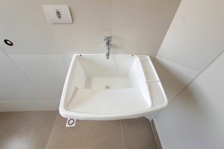 Apartamento à venda com 79m², 2 quartos e 1 vaga Apartamento à venda com 79m², 2 quartos e 1 vagaÁrea de Serviço