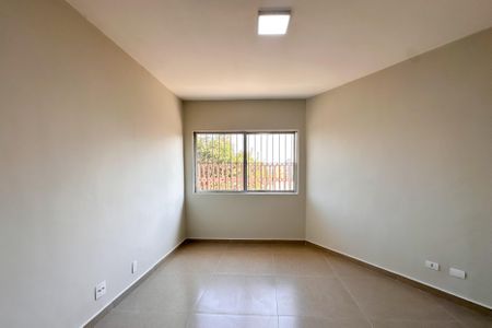 Apartamento à venda com 79m², 2 quartos e 1 vaga Apartamento à venda com 79m², 2 quartos e 1 vagaSala