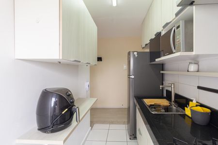 Apartamento à venda com 54m², 2 quartos e 1 vagaCozinha e área de serviço