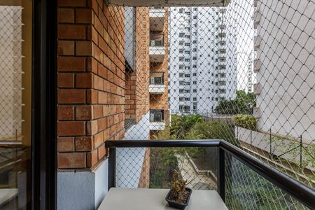Varanda de apartamento à venda com 1 quarto, 47m² em Moema, São Paulo