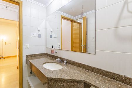 Apartamento para alugar com 47m², 1 quarto e 1 vaga Apartamento para alugar com 47m², 1 quarto e 1 vagaBanheiro