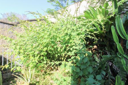 Casa à venda com 80m², 2 quartos e 2 vagasQuintal