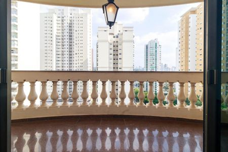 Sala - Varanda de apartamento à venda com 5 quartos, 209m² em Campo Belo, São Paulo