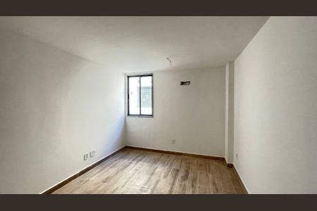 Apartamento à venda com 68m², 2 quartos e 1 vagaQuarto 