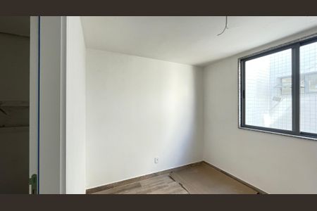 Apartamento à venda com 68m², 2 quartos e 1 vagaSuíte