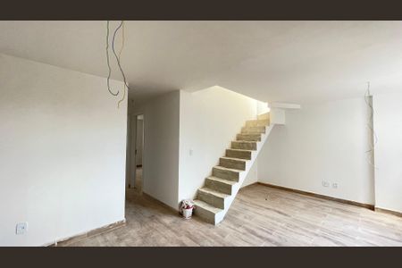 Apartamento à venda com 68m², 2 quartos e 1 vagaSala