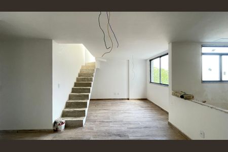 Apartamento à venda com 68m², 2 quartos e 1 vagaSala