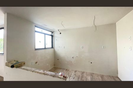 Apartamento à venda com 68m², 2 quartos e 1 vagaCozinha