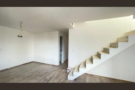 Apartamento à venda com 68m², 2 quartos e 1 vagaSala