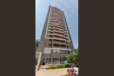 Apartamento para alugar com 58m², 2 quartos e 1 vaga Apartamento para alugar com 58m², 2 quartos e 1 vagaFachada