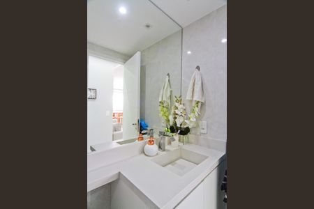 Apartamento para alugar com 58m², 2 quartos e 1 vaga Apartamento para alugar com 58m², 2 quartos e 1 vagaBanheiro