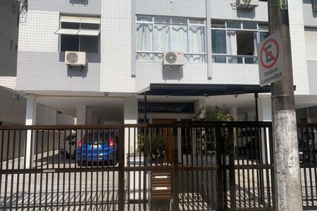 Apartamento para alugar com 74m², 2 quartos e 1 vagaFachada