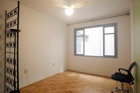 Sala de apartamento para alugar com 1 quarto, 53m² em Bom Fim, Porto Alegre