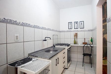 Cozinha + Área de Serviço de apartamento para alugar com 1 quarto, 53m² em Bom Fim, Porto Alegre