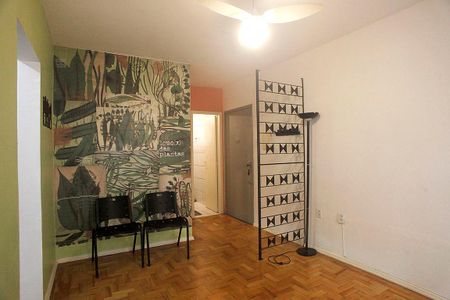 Sala de apartamento para alugar com 1 quarto, 53m² em Bom Fim, Porto Alegre
