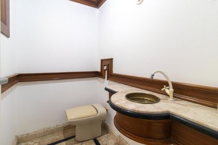 Casa para alugar com 430m², 3 quartos e 1 vagaLavabo