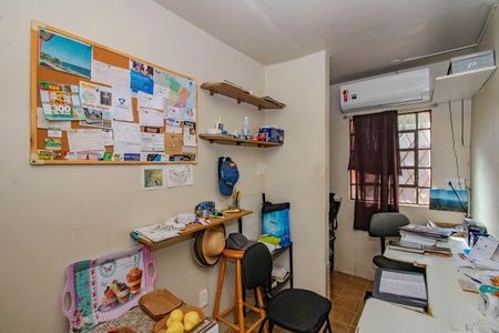 Casa à venda com 300m², 2 quartos e 1 vagaDispensa