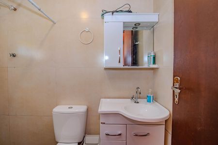 Casa à venda com 300m², 2 quartos e 1 vagaBanheiro Auxiliar