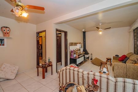 Sala de casa à venda com 2 quartos, 300m² em Jardim do Salso, Porto Alegre