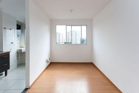 Sala  de apartamento para alugar com 2 quartos, 42m² em Jardim Nadir, São Paulo