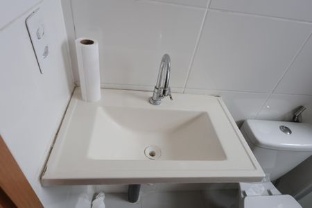 Apartamento à venda com 42m², 2 quartos e sem vagaBanheiro