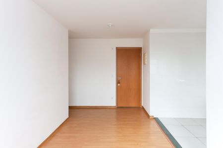 Sala  de apartamento para alugar com 2 quartos, 42m² em Jardim Nadir, São Paulo