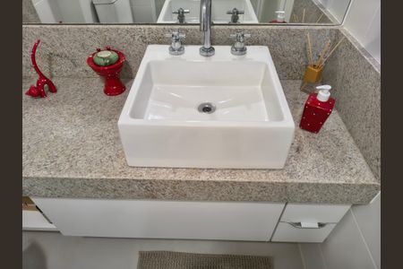 Apartamento para alugar com 64m², 2 quartos e 1 vaga