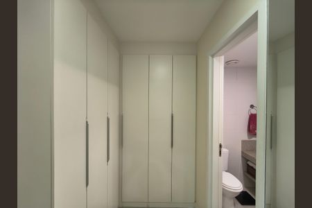 Apartamento para alugar com 64m², 2 quartos e 1 vaga