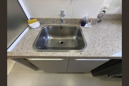 Apartamento para alugar com 64m², 2 quartos e 1 vaga