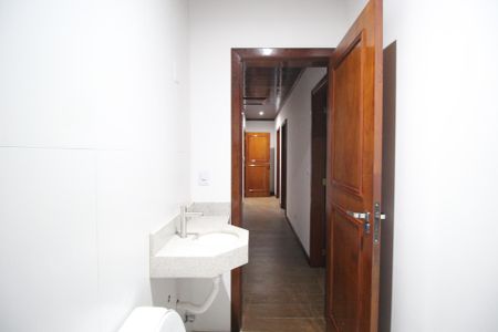 Casa à venda com 290m², 5 quartos e 3 vagasBanheiro