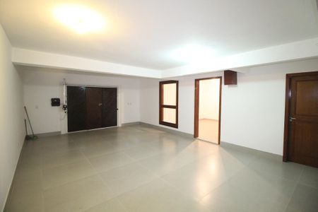 Casa à venda com 290m², 5 quartos e 3 vagasGaragem