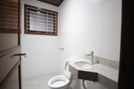 Casa à venda com 290m², 5 quartos e 3 vagasBanheiro