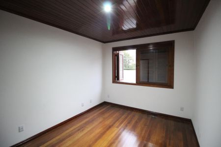 Casa à venda com 290m², 5 quartos e 3 vagasQuarto 3