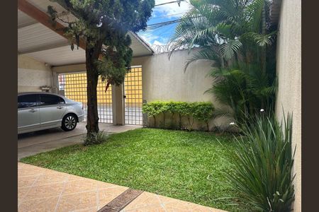 Casa para alugar com 250m², 4 quartos e 2 vagasÁrea externa