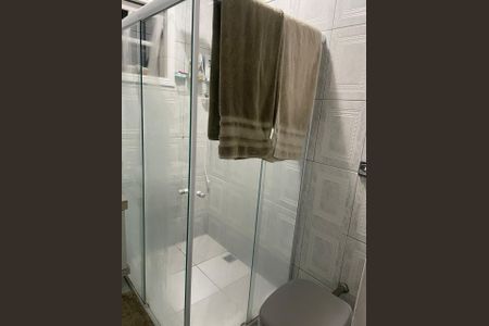 Banheiro  de casa para alugar com 4 quartos, 250m² em Jardim Presidente Dutra, Guarulhos