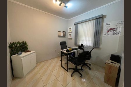 Quarto de casa para alugar com 4 quartos, 250m² em Jardim Presidente Dutra, Guarulhos