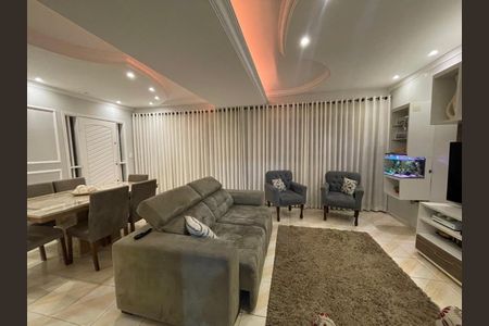 Sala  de casa para alugar com 4 quartos, 250m² em Jardim Presidente Dutra, Guarulhos