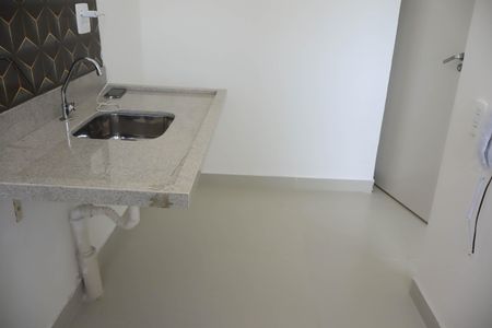 Apartamento para alugar com 38m², 2 quartos e sem vaga