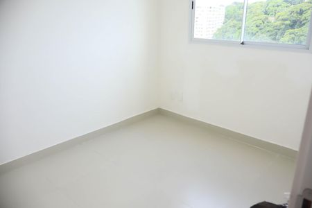 Apartamento para alugar com 38m², 2 quartos e sem vaga